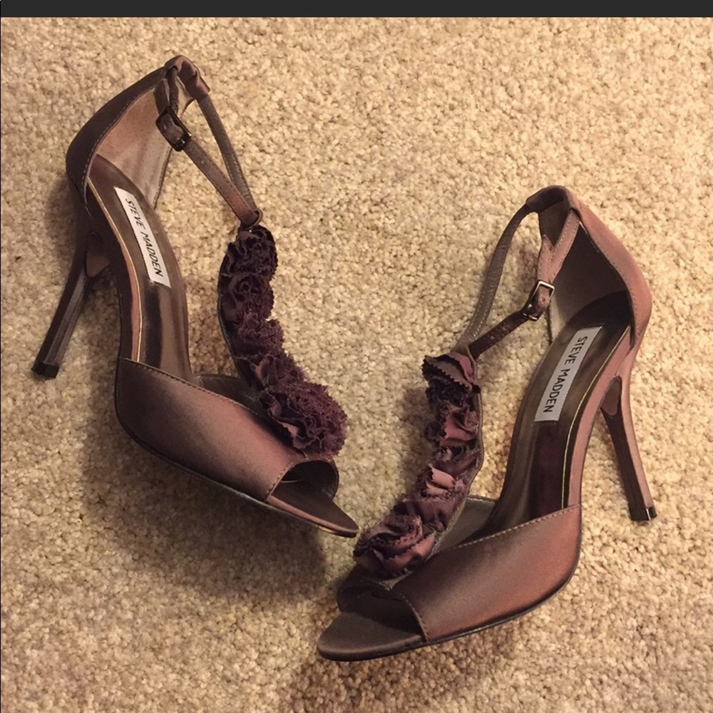 Steve Madden Pewter High Heels